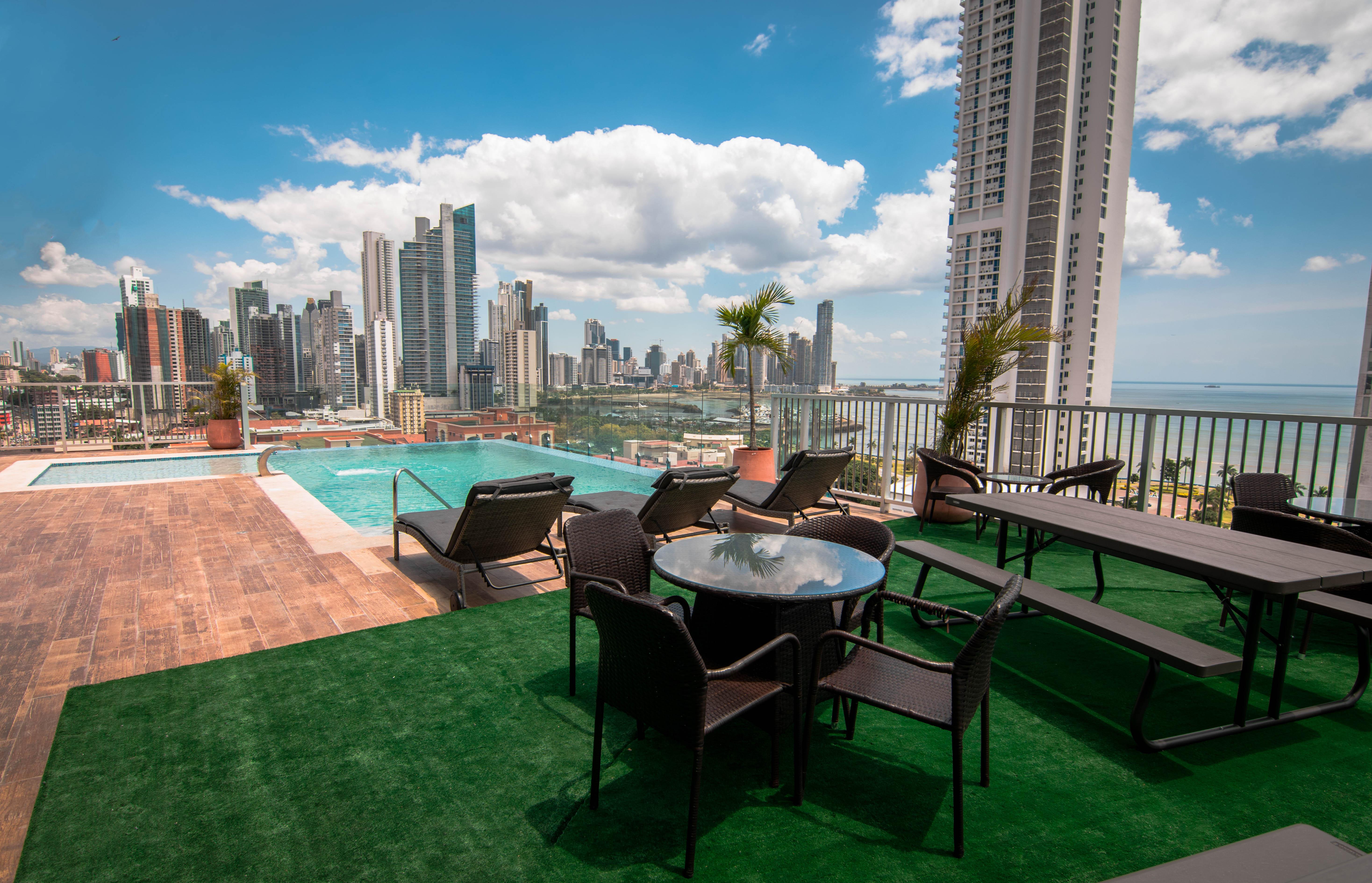 Innfiniti Hotel & Suites Panama City Exteriör bild