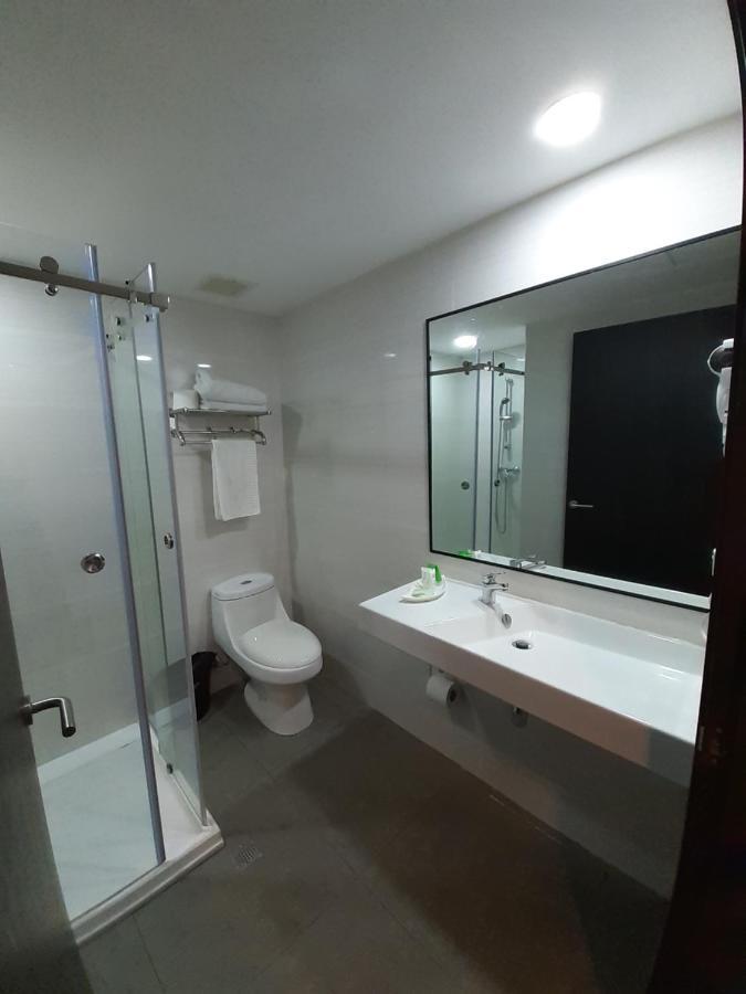 Innfiniti Hotel & Suites Panama City Exteriör bild